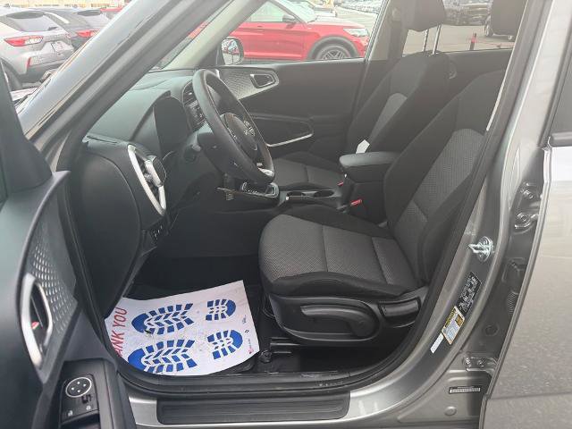 Used 2024 Kia Soul LX w/ Option Group 015 image 11