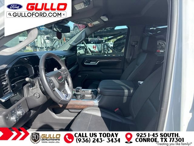 Used 2023 GMC Sierra 1500 SLT w/ SLT Premium Package AWD/4WD image 8