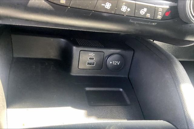 Certified 2024 Ford Escape Active AWD/4WD image 32