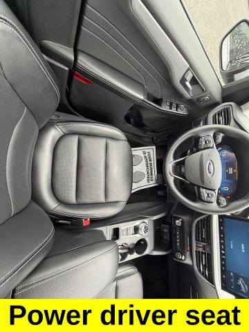 Certified 2025 Ford Escape Platinum AWD/4WD image 10