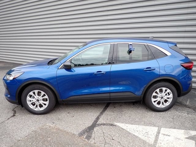Certified 2023 Ford Escape Active w/ Tech Pack #1 FWD image 2