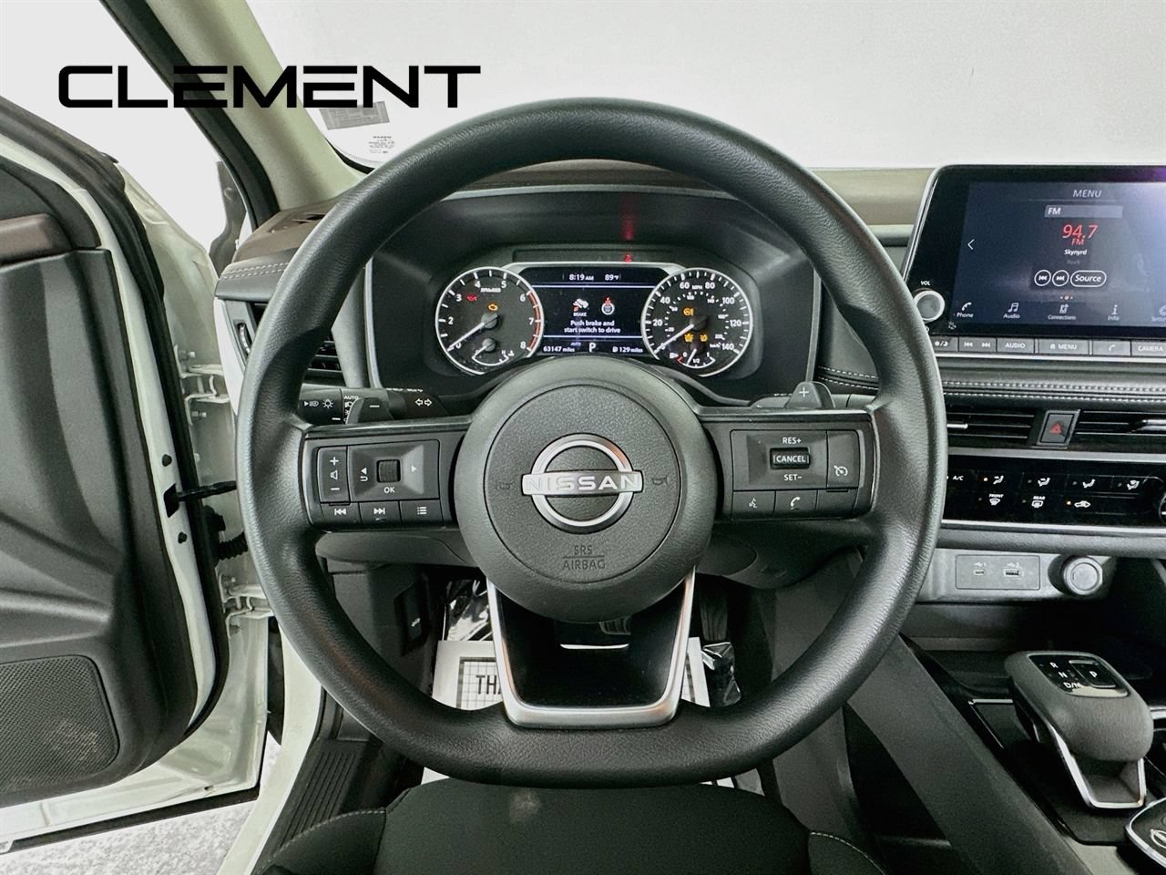 Used 2023 Nissan Rogue S AWD/4WD image 15