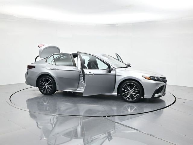Used 2022 Toyota Camry SE FWD image 51