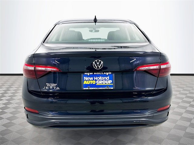 Used 2023 Volkswagen Jetta S image 4