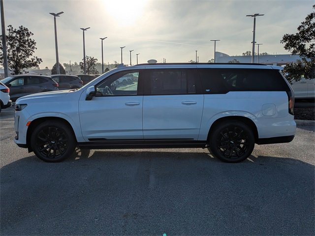 Used 2023 Cadillac Escalade ESV Sport w/ LPO, ONYX Package image 2