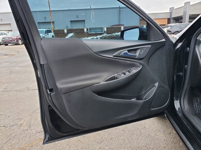 Used 2022 Chevrolet Malibu LT image 10