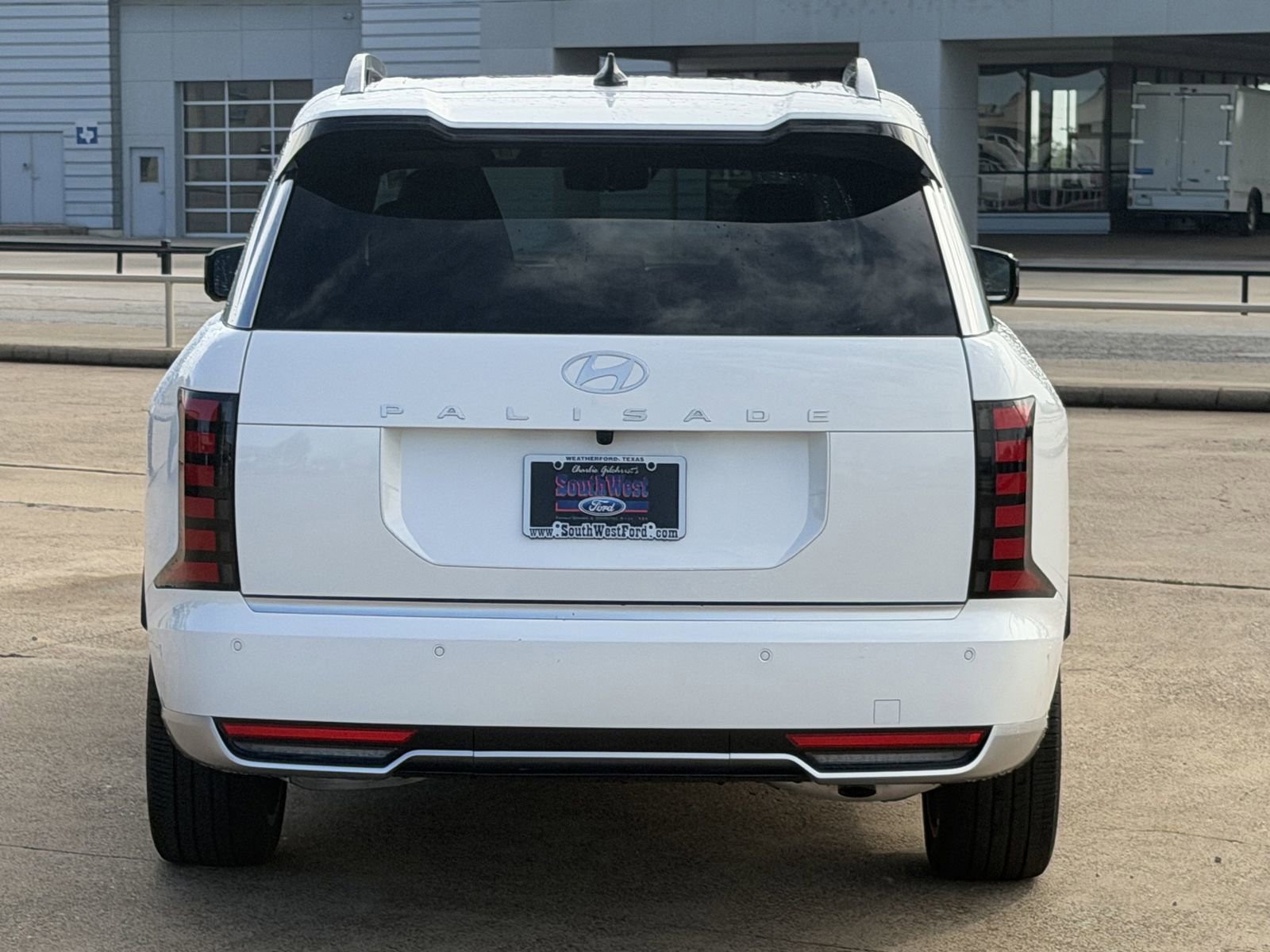 Used 2026 Hyundai Palisade Calligraphy FWD image 6