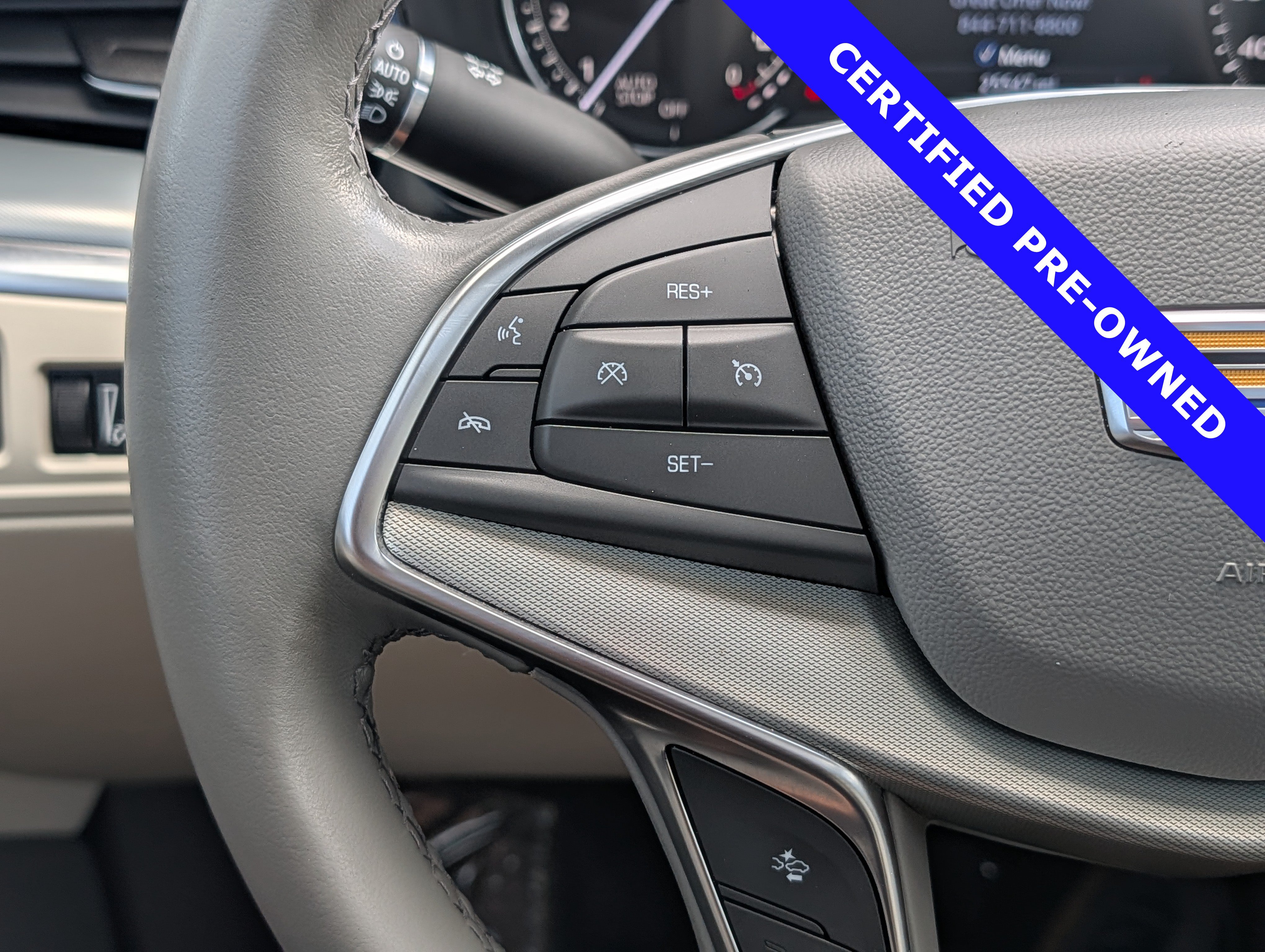 Used 2024 Cadillac XT5 Premium Luxury w/ LPO, Floor Liner Package FWD image 26