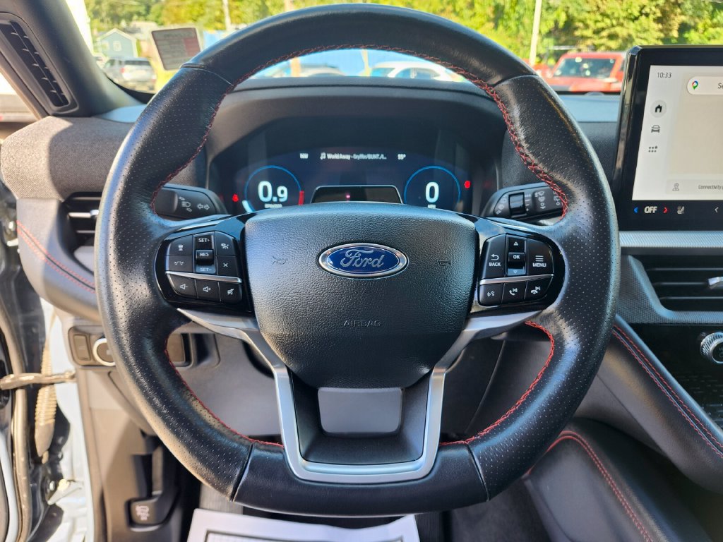 Certified 2025 Ford Explorer ST-Line w/ Premium Package AWD/4WD image 29