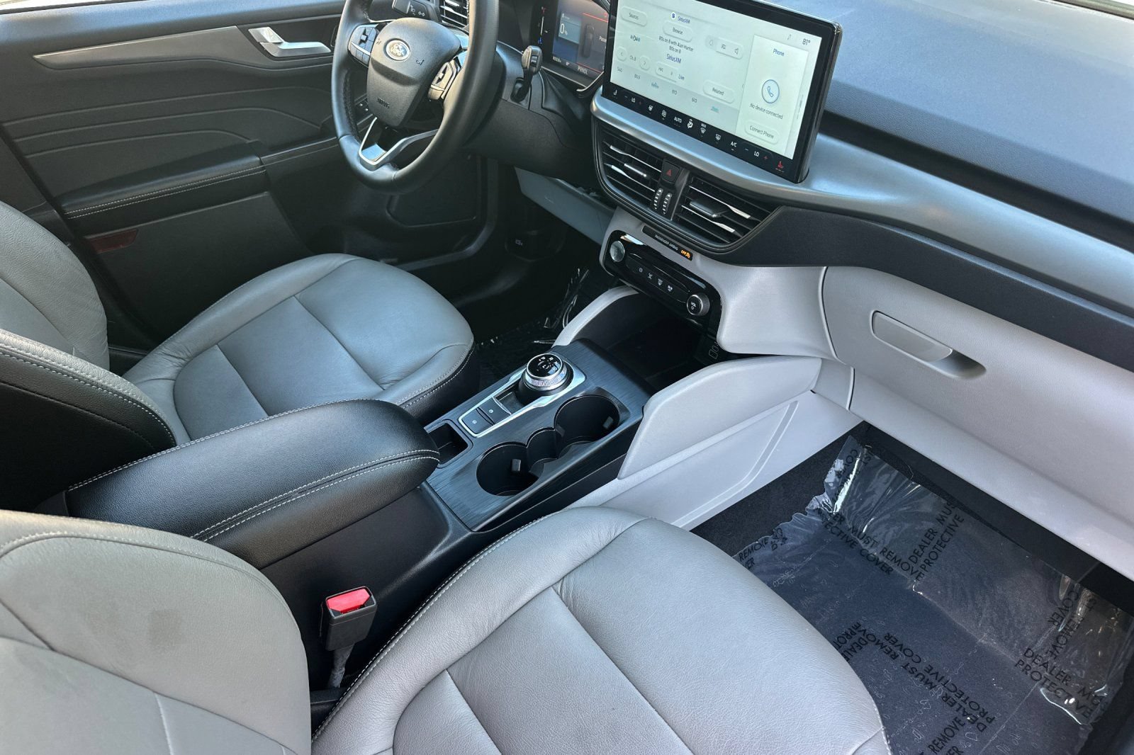 Certified 2025 Ford Escape SE FWD image 19