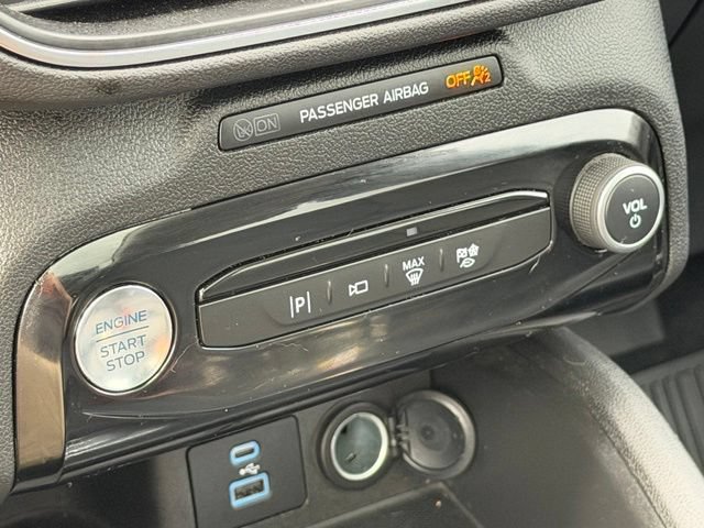Certified 2023 Ford Escape Platinum FWD image 16