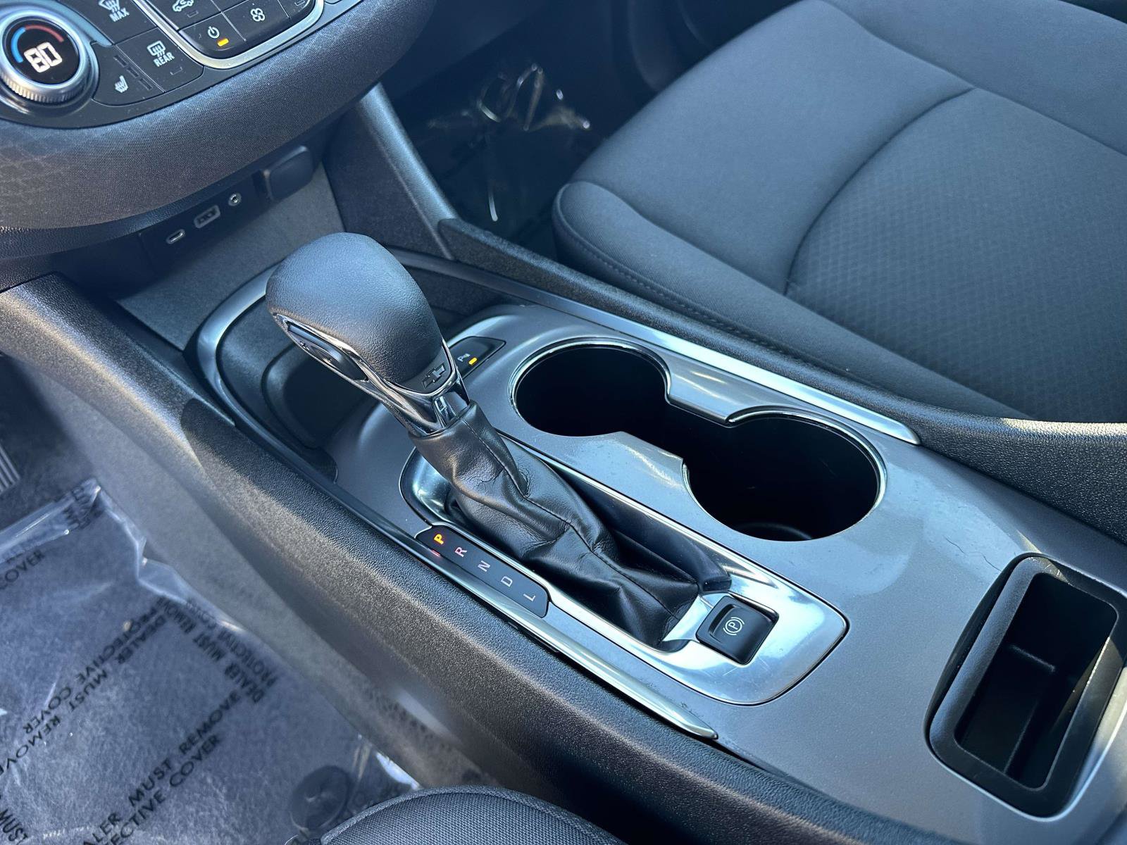 Used 2025 Chevrolet Malibu LT FWD image 12