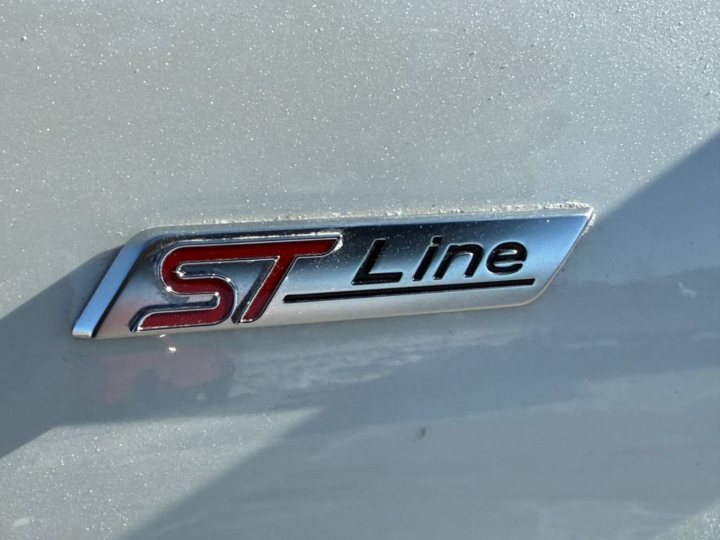 Certified 2025 Ford Escape ST-Line Elite w/ Premium Technology Package AWD/4WD image 20