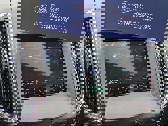 Certified 2018 Ford Edge Titanium w/ Equipment Group 301A image 21