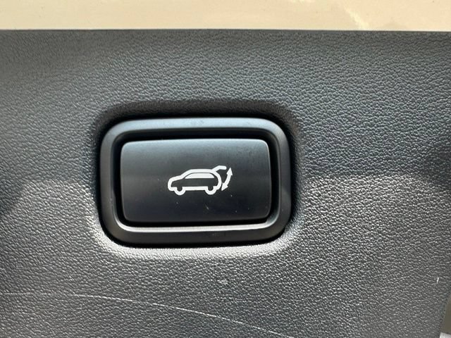 Used 2024 Kia EV6 Wind w/ Wind Technology Package AWD/4WD image 9