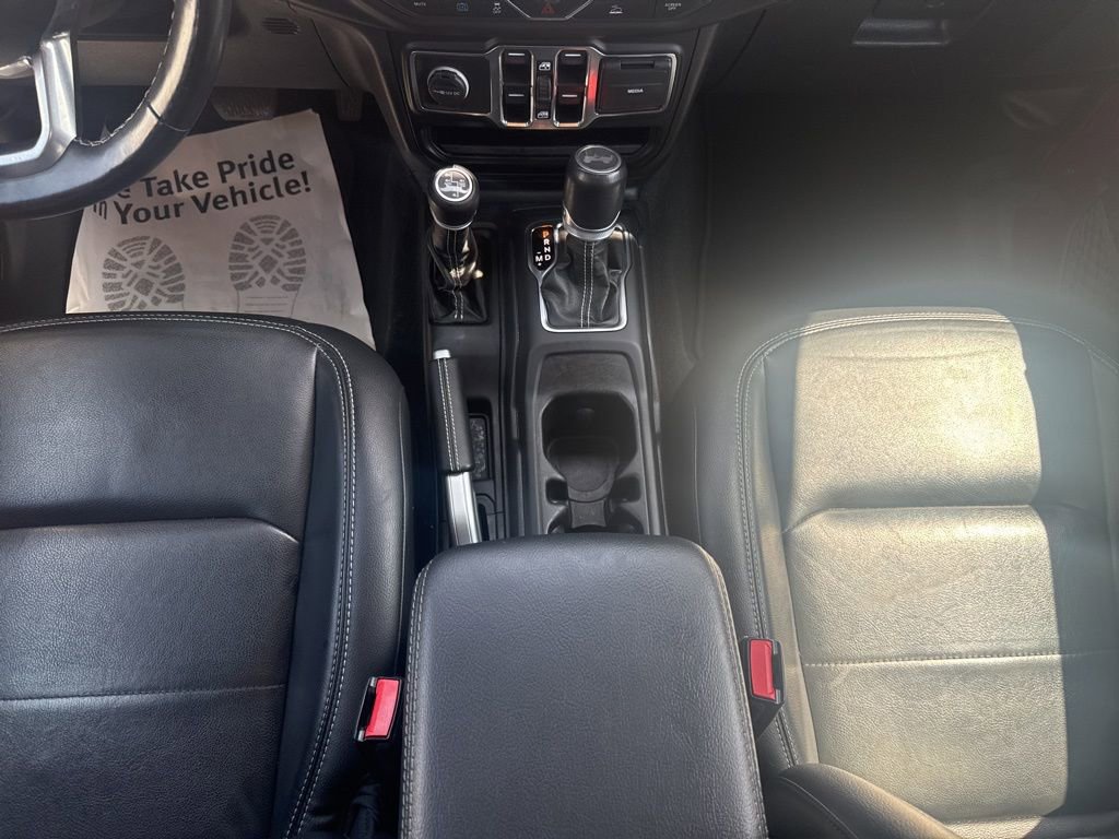Used 2021 Jeep Wrangler Unlimited Sahara w/ Cold Weather Group image 25