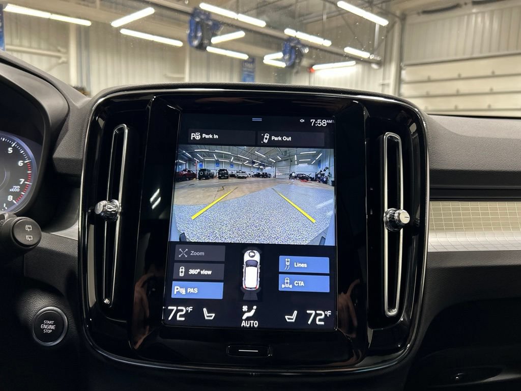 Used 2019 Volvo XC40 T5 Momentum AWD/4WD image 23