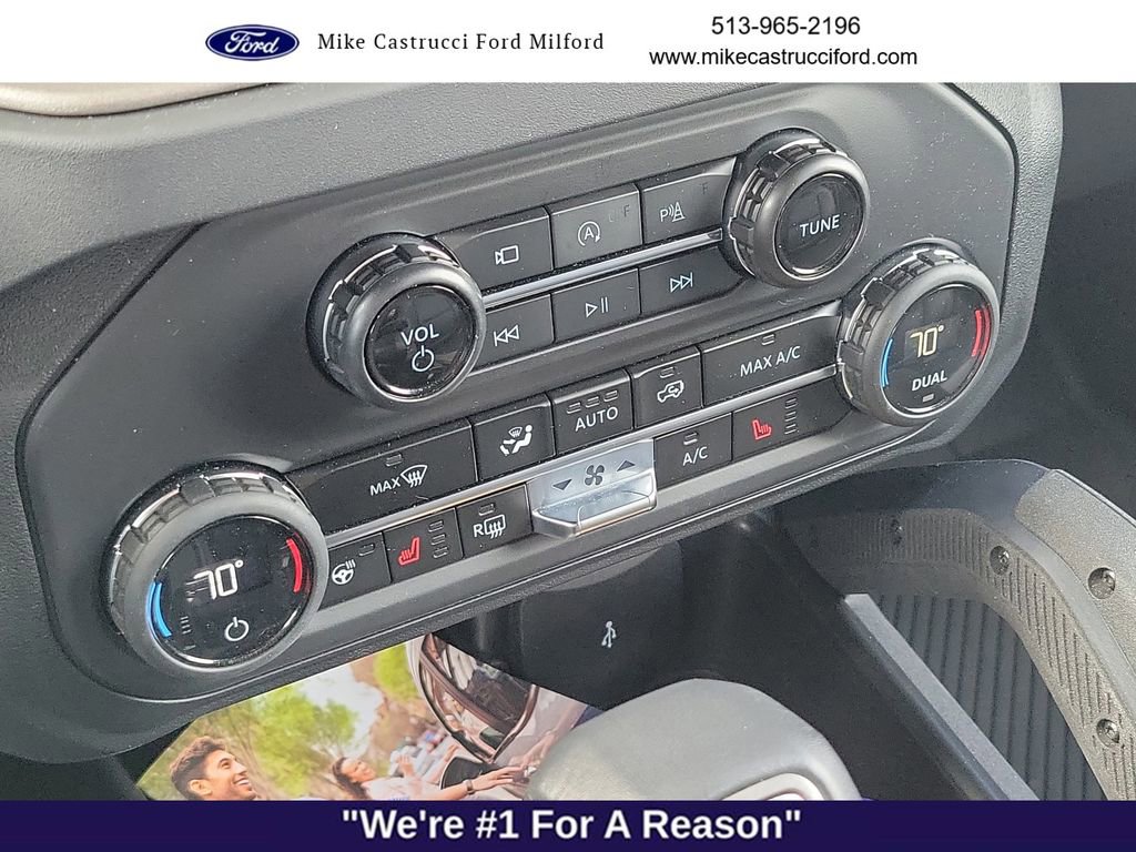 Certified 2025 Ford Bronco Outer Banks w/ Sasquatch Package AWD/4WD image 18