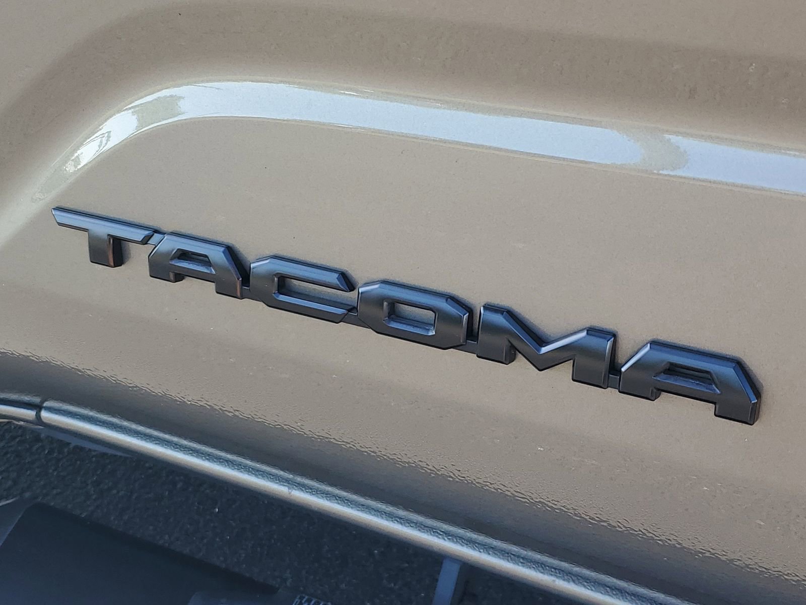 Used 2025 Toyota Tacoma TRD Sport RWD image 7