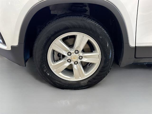 Used 2019 Chevrolet Trax LT w/ Driver Confidence Package image 22