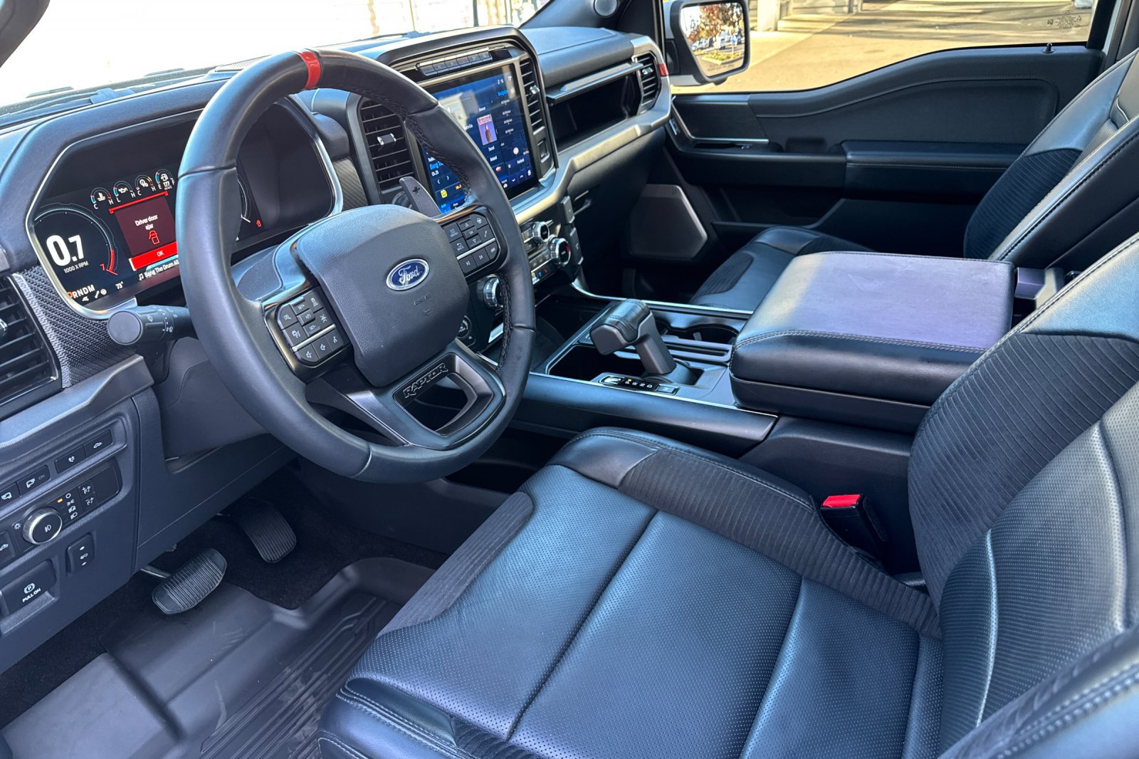 Certified 2022 Ford F150 Raptor w/ Equipment Group 801A High AWD/4WD image 10