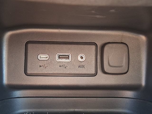 Used 2022 Chevrolet Equinox LT AWD/4WD image 23