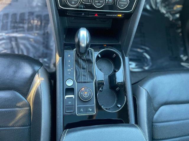 Used 2022 Volkswagen Atlas SEL Premium AWD/4WD image 13