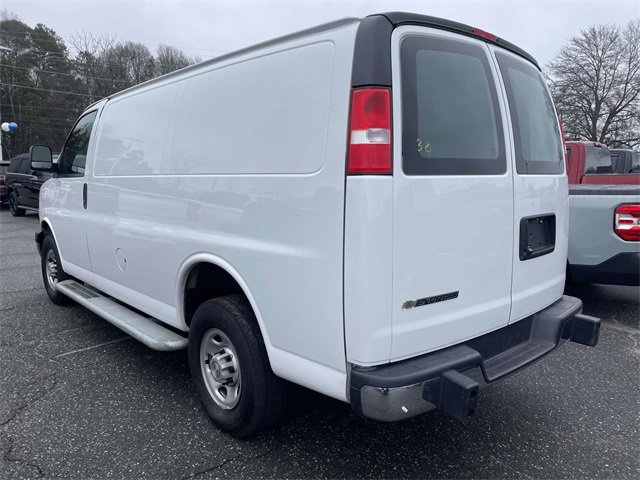 Used 2024 Chevrolet Express 2500 w/ Driver Convenience Package image 2