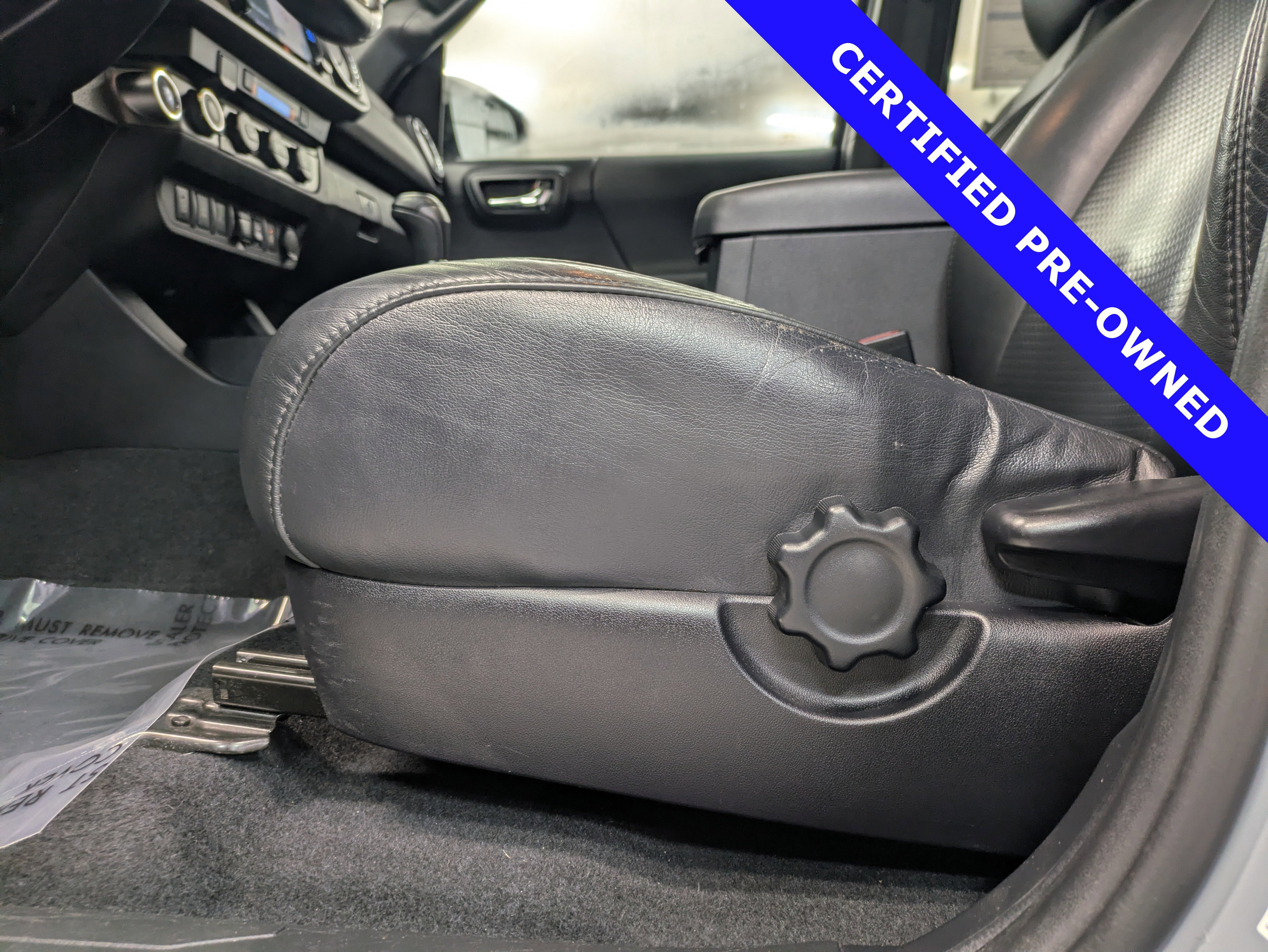 Used 2019 Toyota Tacoma TRD Off-Road image 26