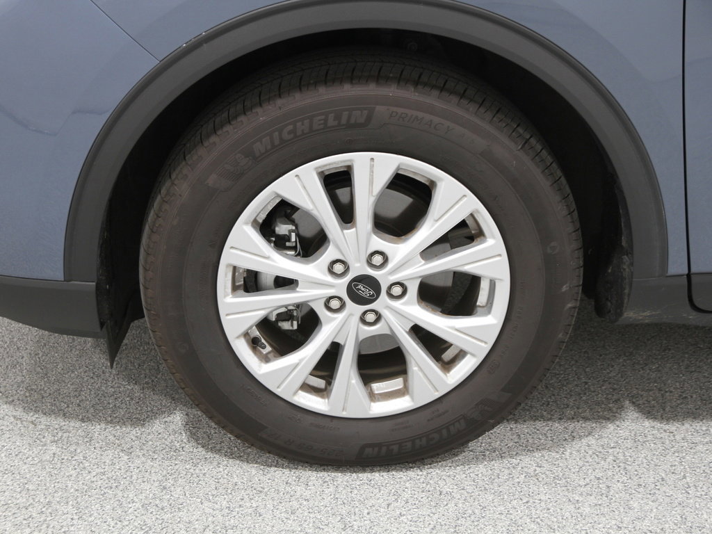 Certified 2025 Ford Escape Active w/ Cold Weather Package image 36