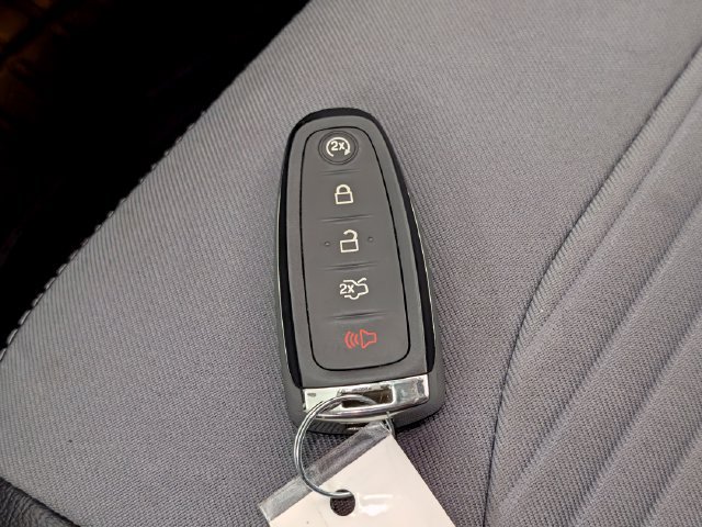 Certified 2019 Ford Escape SE AWD/4WD image 33