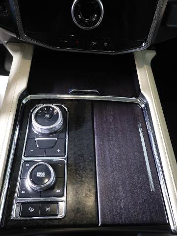 Certified 2024 Ford Expedition Platinum AWD/4WD image 26