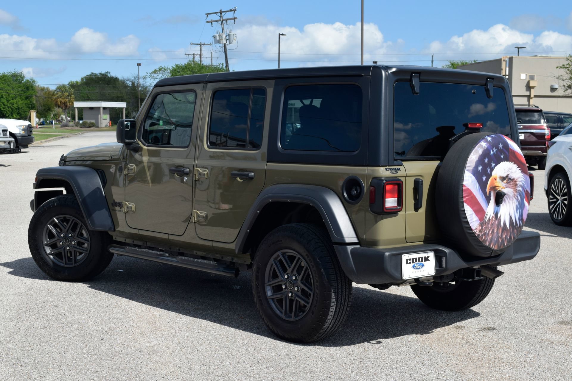 Used 2025 Jeep Wrangler Unlimited Sport AWD/4WD image 4