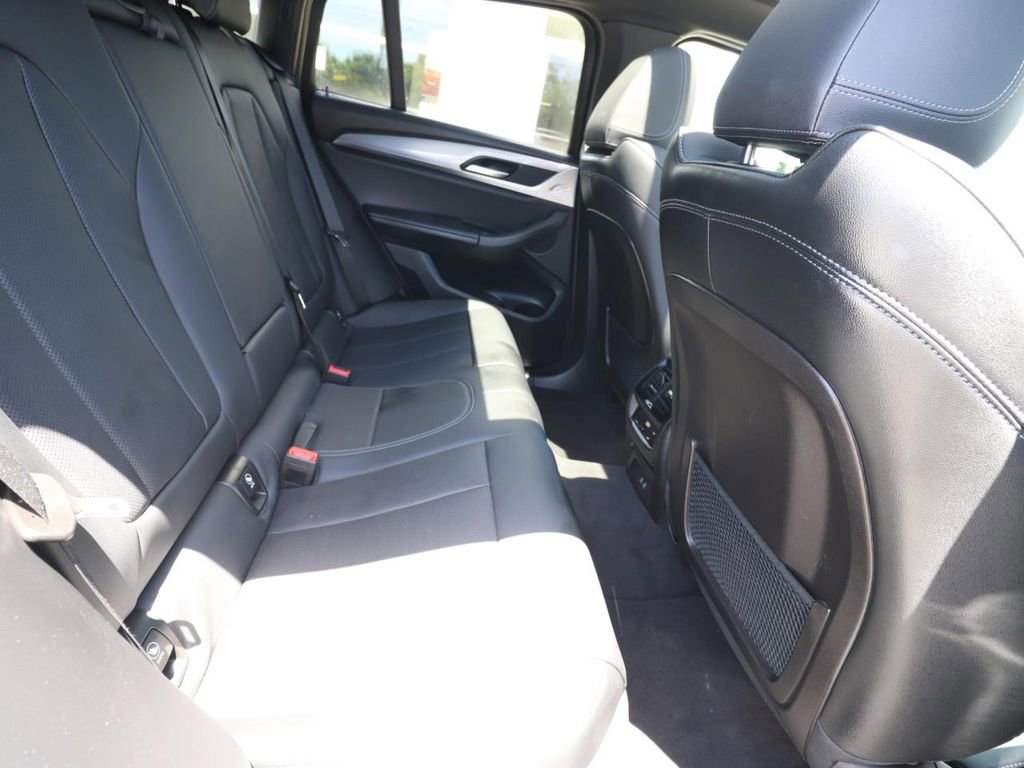 Used 2023 BMW X4 xDrive30i w/ M Sport Package AWD/4WD image 22