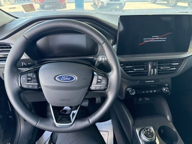 Certified 2025 Ford Escape SE FWD image 9