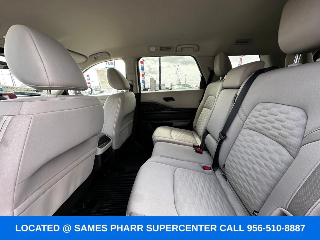 Used 2024 Nissan Pathfinder SV FWD image 18