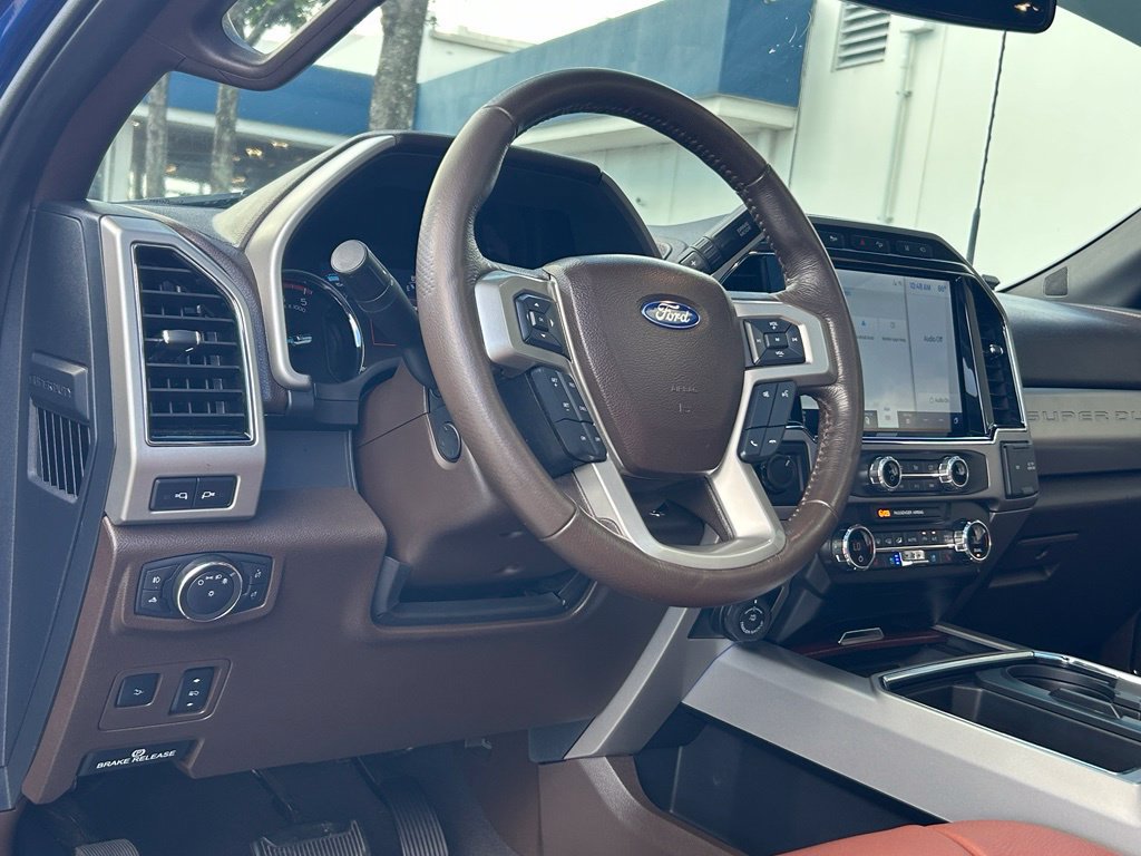 Certified 2022 Ford F350 King Ranch w/ King Ranch Ultimate Package AWD/4WD image 40