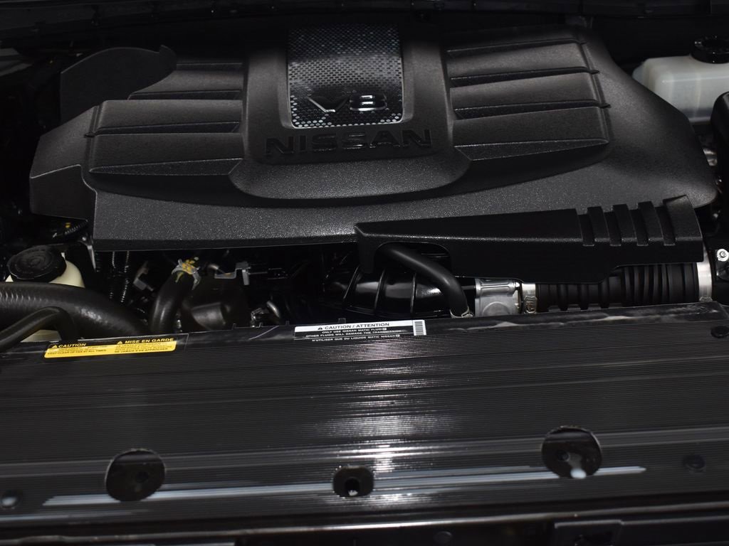 Used 2023 Nissan Titan PRO-4X w/ Pro-4x Convenience Package image 16
