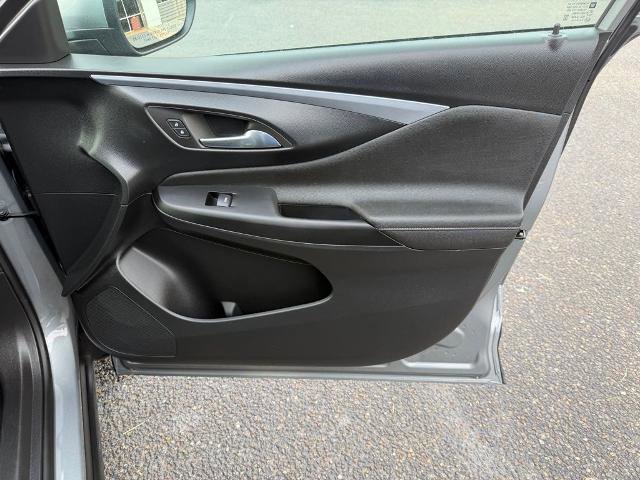 Used 2025 Buick Envista Preferred w/ Convenience I Package FWD image 21