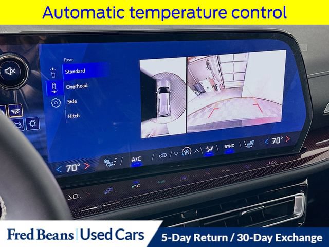 Used 2025 Chevrolet Traverse Z71 w/ Enhanced Driving Package AWD/4WD image 18