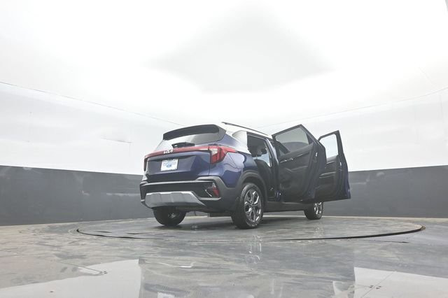 Used 2024 Kia Seltos S FWD image 45