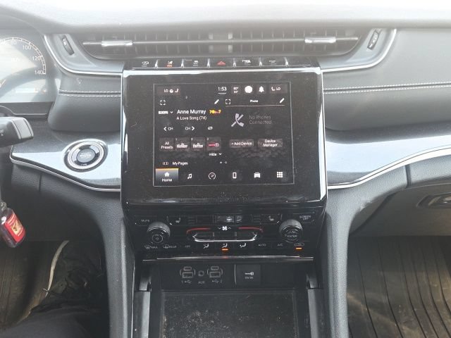 Used 2023 Jeep Grand Cherokee L Laredo w/ Luxury Tech Group I AWD/4WD image 28