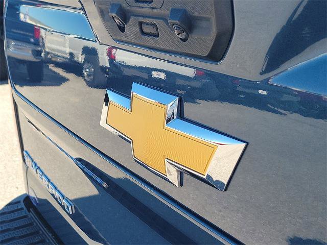 Used 2024 Chevrolet Silverado 2500 High Country w/ High Country Premium Package image 9