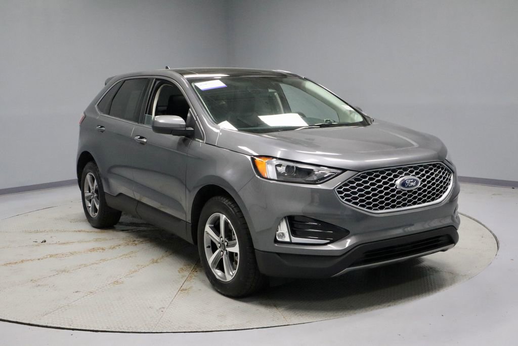 Certified 2024 Ford Edge SEL w/ Convenience Package