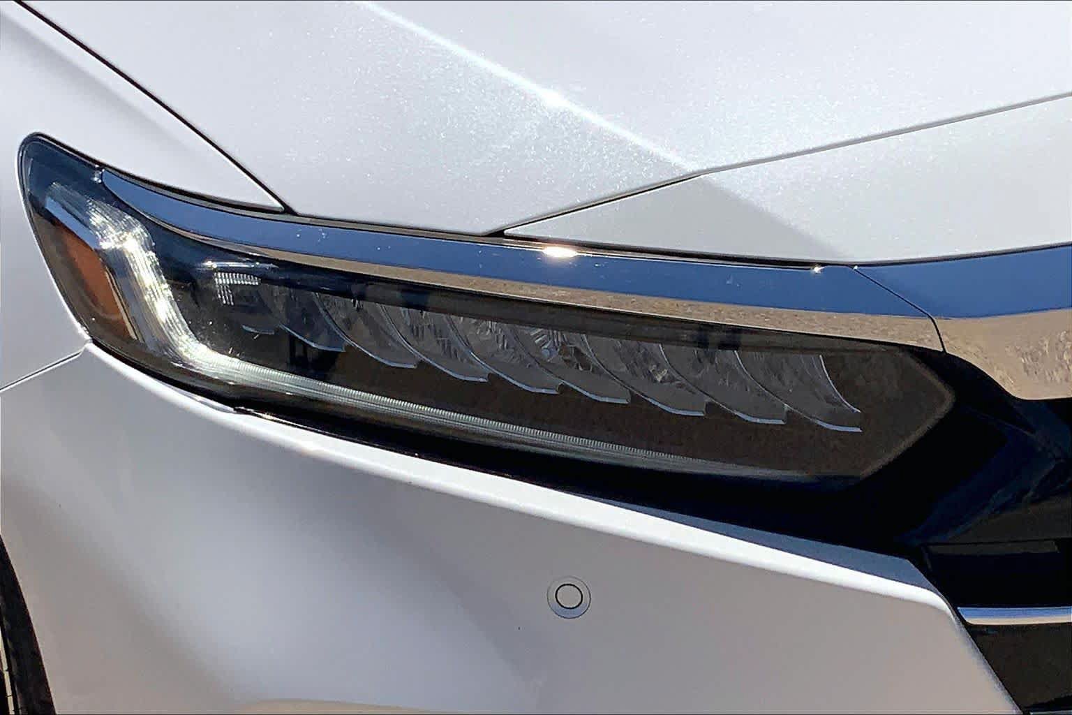 Used 2021 Honda Accord Touring image 28