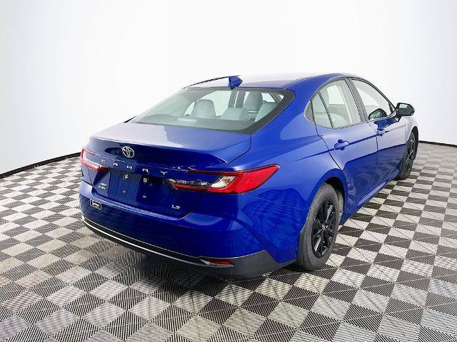 Used 2025 Toyota Camry LE AWD/4WD image 7