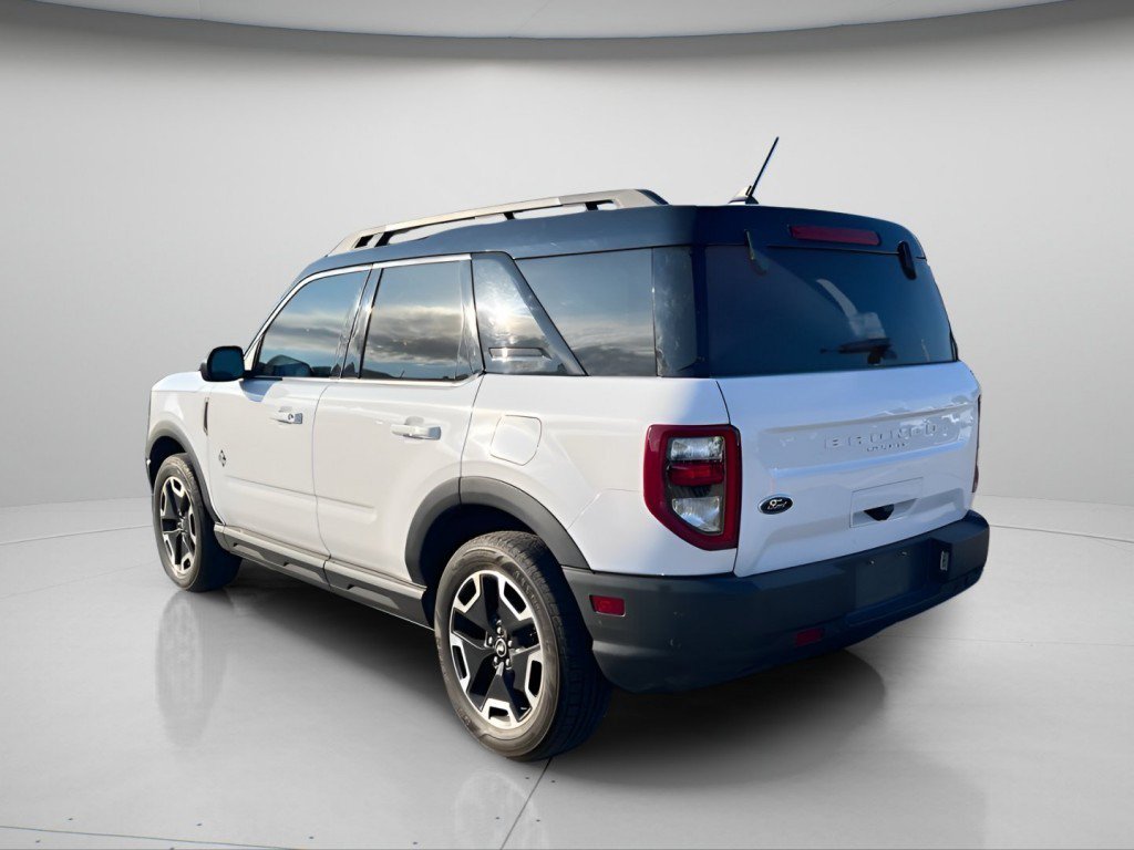 Certified 2022 Ford Bronco Sport Outer Banks w/ Tech Package AWD/4WD image 10