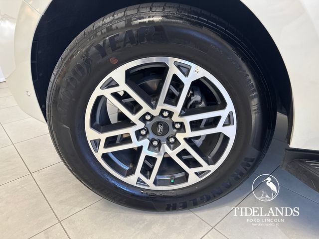 Certified 2025 Ford Expedition Active RWD image 32