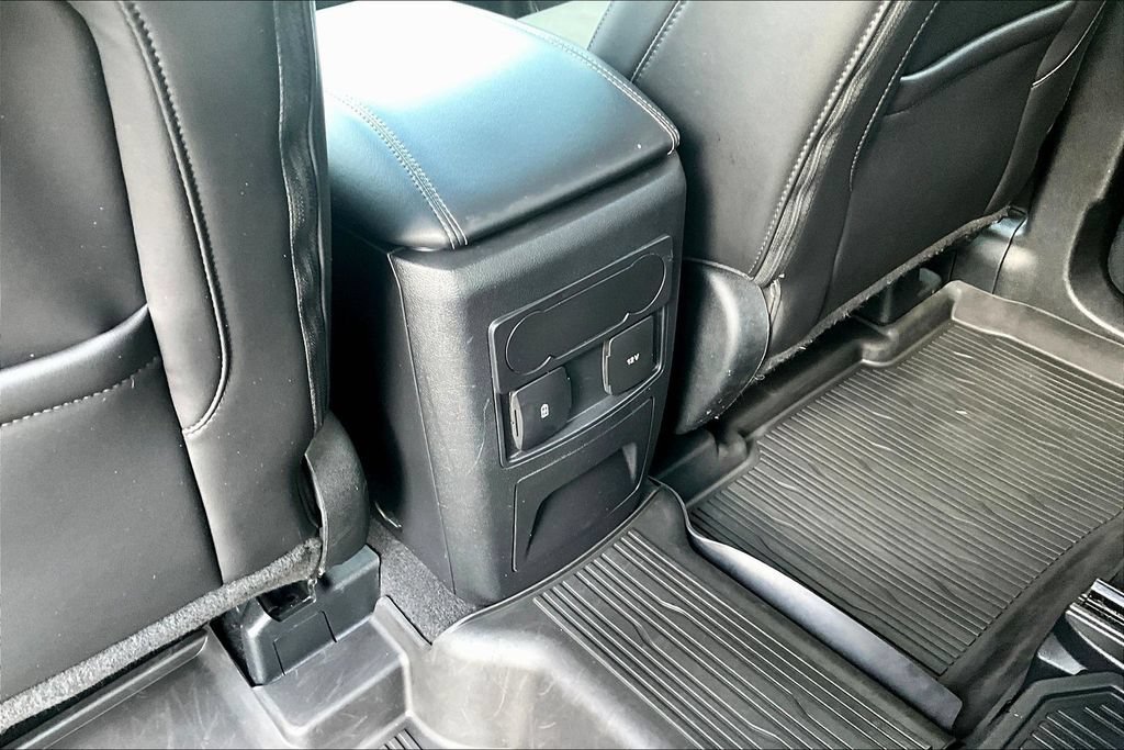 Certified 2023 Ford Explorer XLT w/ Equipment Group 202A AWD/4WD image 13