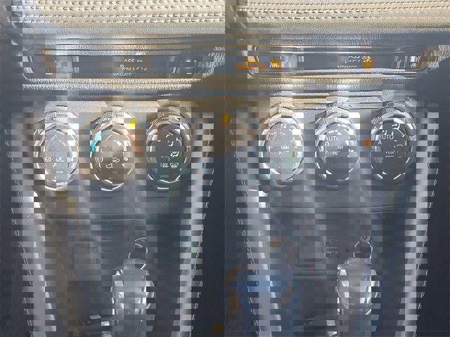 Used 2019 MAZDA CX-3 Touring image 18